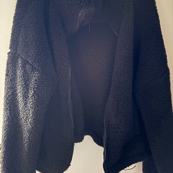 American Eagle Black Sherpa Full Zip  Jacket - Picture 4 of 4